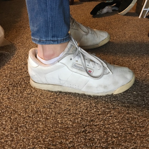 doc martens upper canada mall